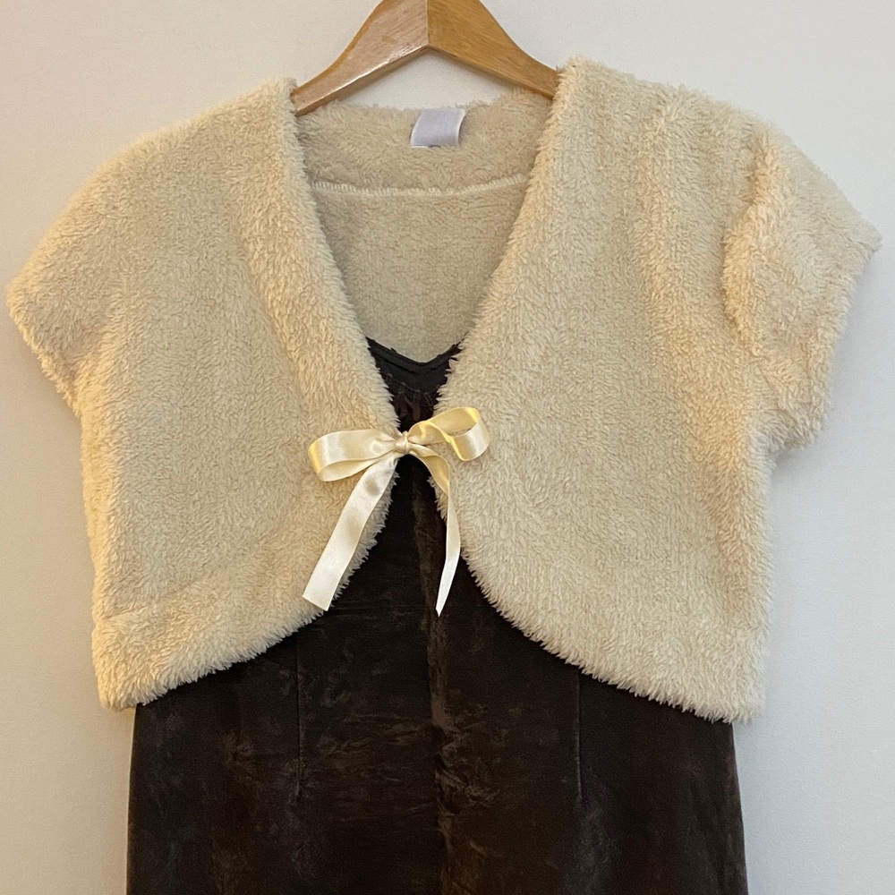 Brand new with tags Cream Fuzzy Cropped Cardigan
